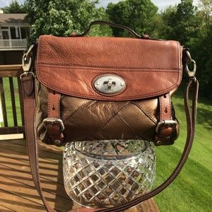 Amazing brown fossil crossbody like new!